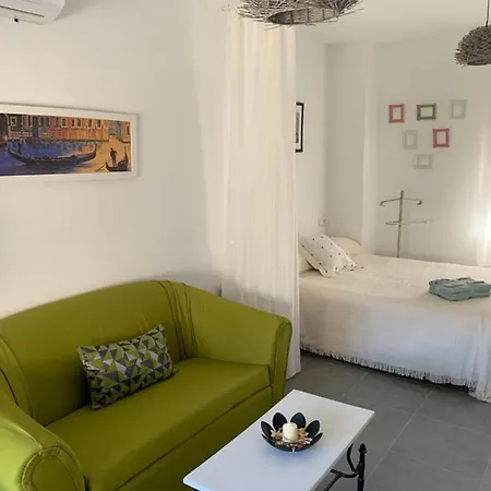 Vivienda Con Fines Turisticos La Barbacana Del Salvador Úbeda Zewnętrze zdjęcie
