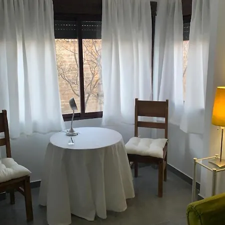 Vivienda Con Fines Turisticos La Barbacana Del Salvador Úbeda Zewnętrze zdjęcie