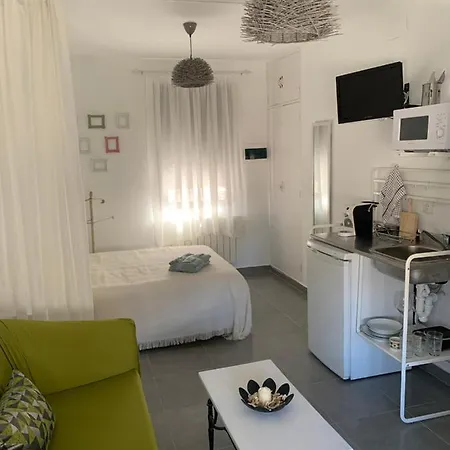Vivienda Con Fines Turisticos La Barbacana Del Salvador Úbeda Zewnętrze zdjęcie